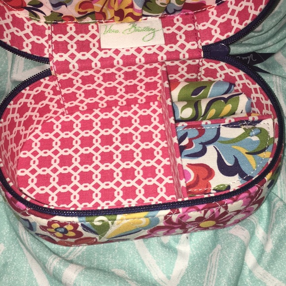 Vera Bradley traveling jewelry case - Picture 3 of 6